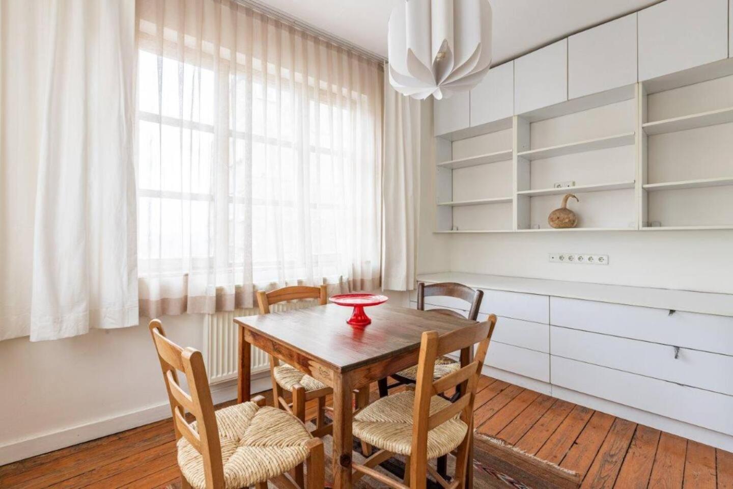 Gorgeous Cozy Bright 1bd Pad! #350 İstanbul