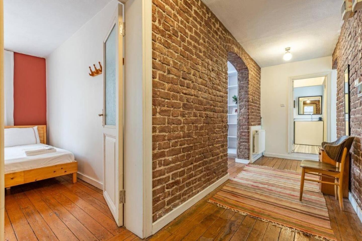 Daire Gorgeous Cozy Bright 1bd Pad! #350 *