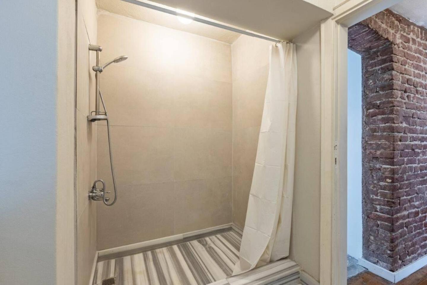 Gorgeous Cozy Bright 1bd Pad! #350 *